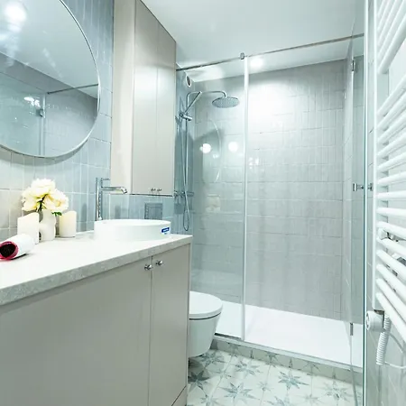 Batorego Grey - Stacja Metra 300m - Bezplatny Parking Varsavia