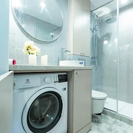 Batorego Grey - Stacja Metra 300m - Bezplatny Parking * Varsavia