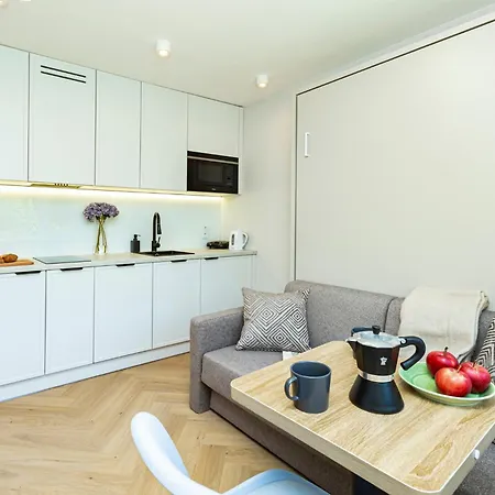 Batorego Grey - Stacja Metra 300m - Bezplatny Parking Apartamento *