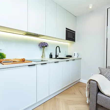 Apartment Batorego Grey - Stacja Metra 300m *