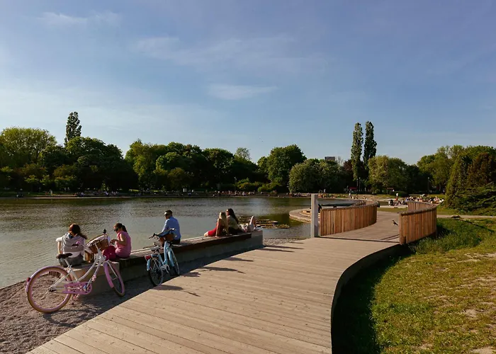 Apartament Batorego Grey - Stacja Metra 300m - Bezpłatny Parking *