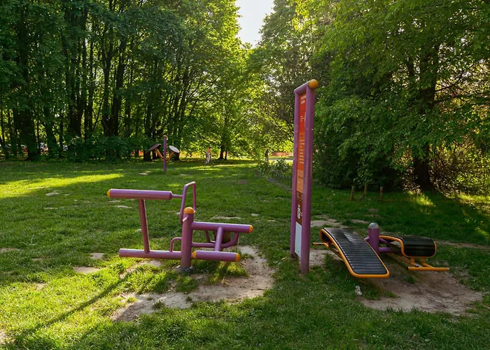 Batorego Grey - Stacja Metra 300m - Bezpłatny Parking Apartament